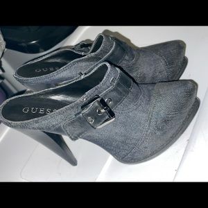 Guess pump heels